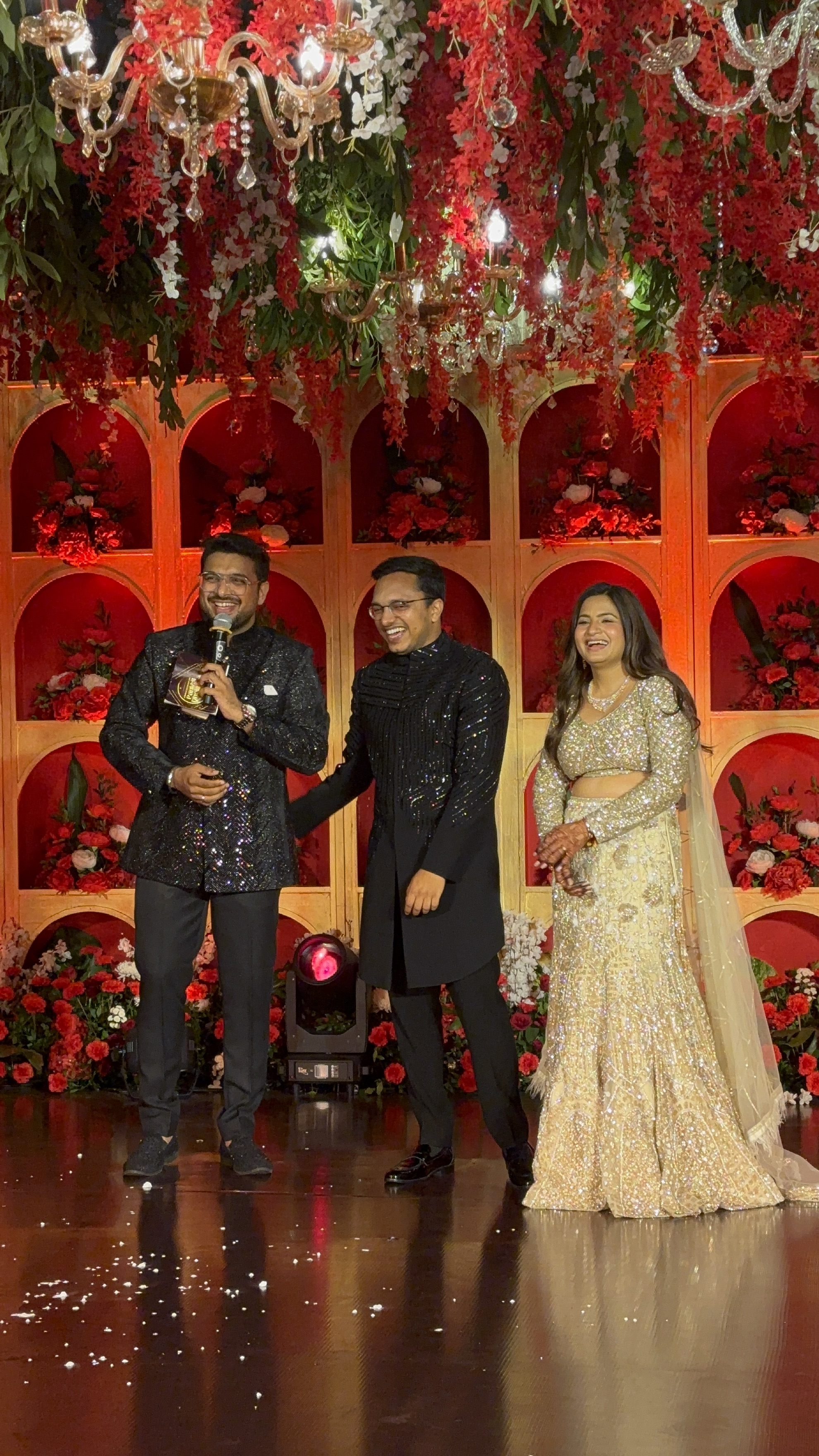 Traditional Gujarati Garba - Pankhil Dholakia