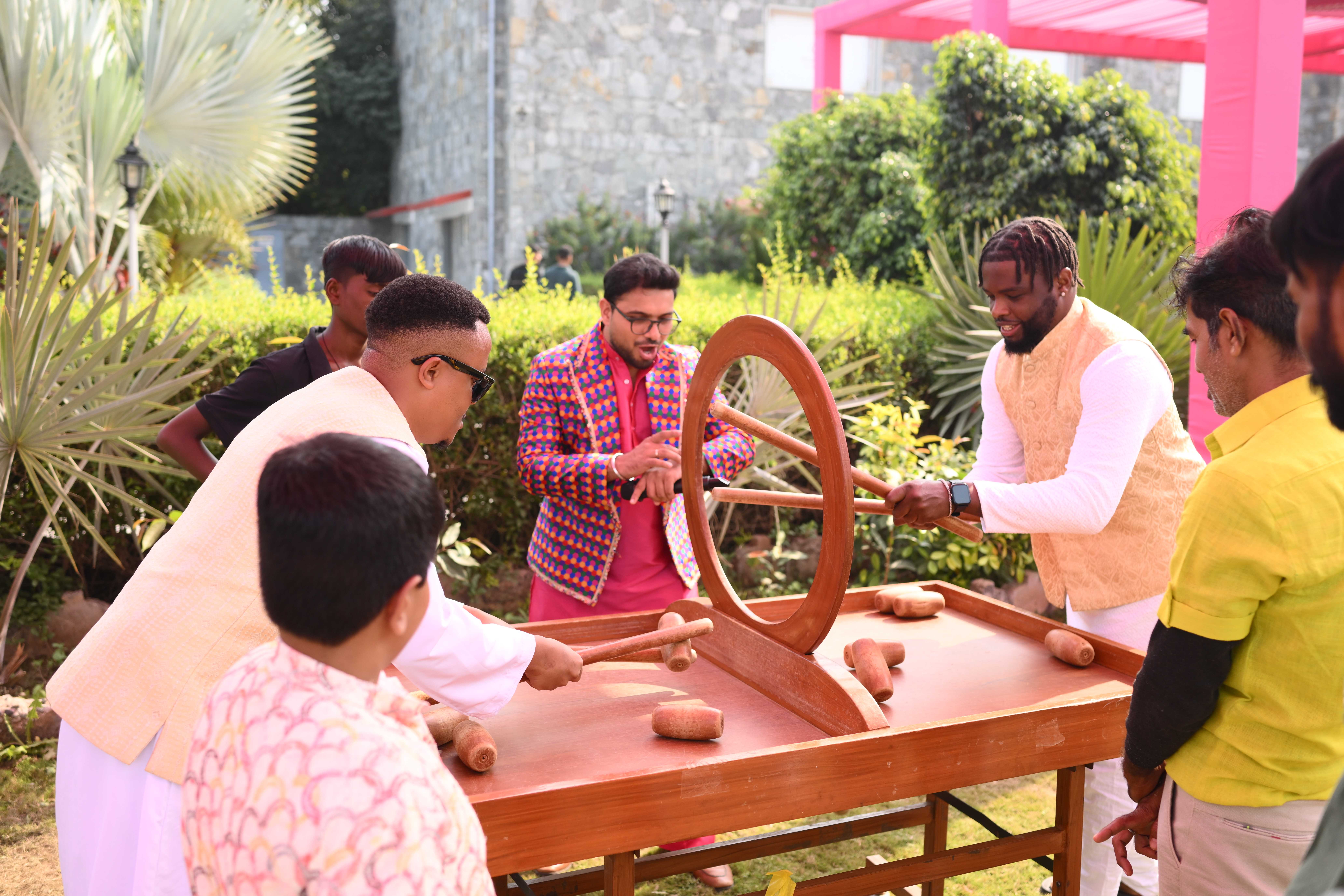 High-Decibel Stage Show - Pankhil Dholakia